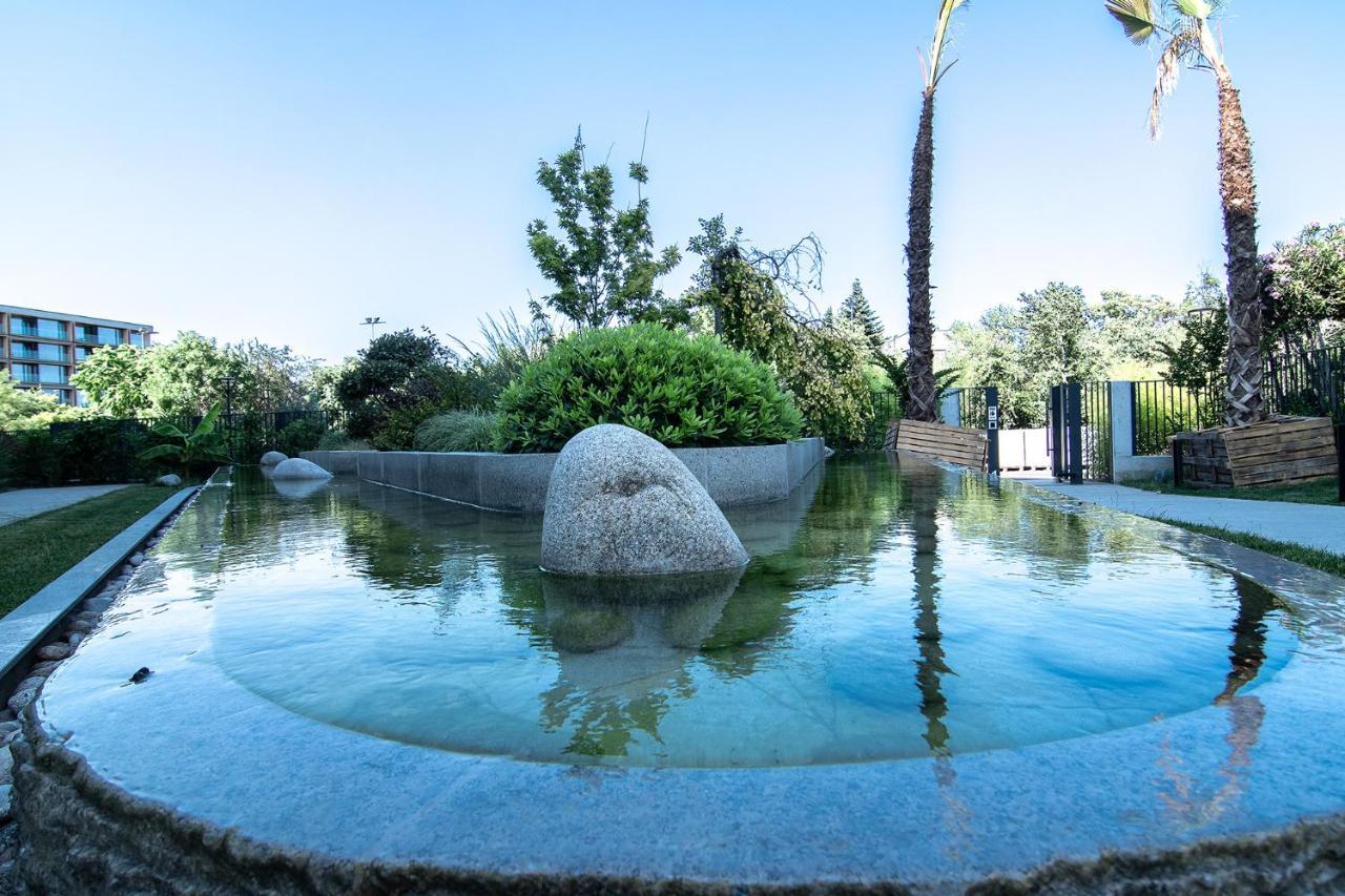 סנט קונסטנטין והלנה Sea Flats With Parking And Pool In Azur Residence מראה חיצוני תמונה
