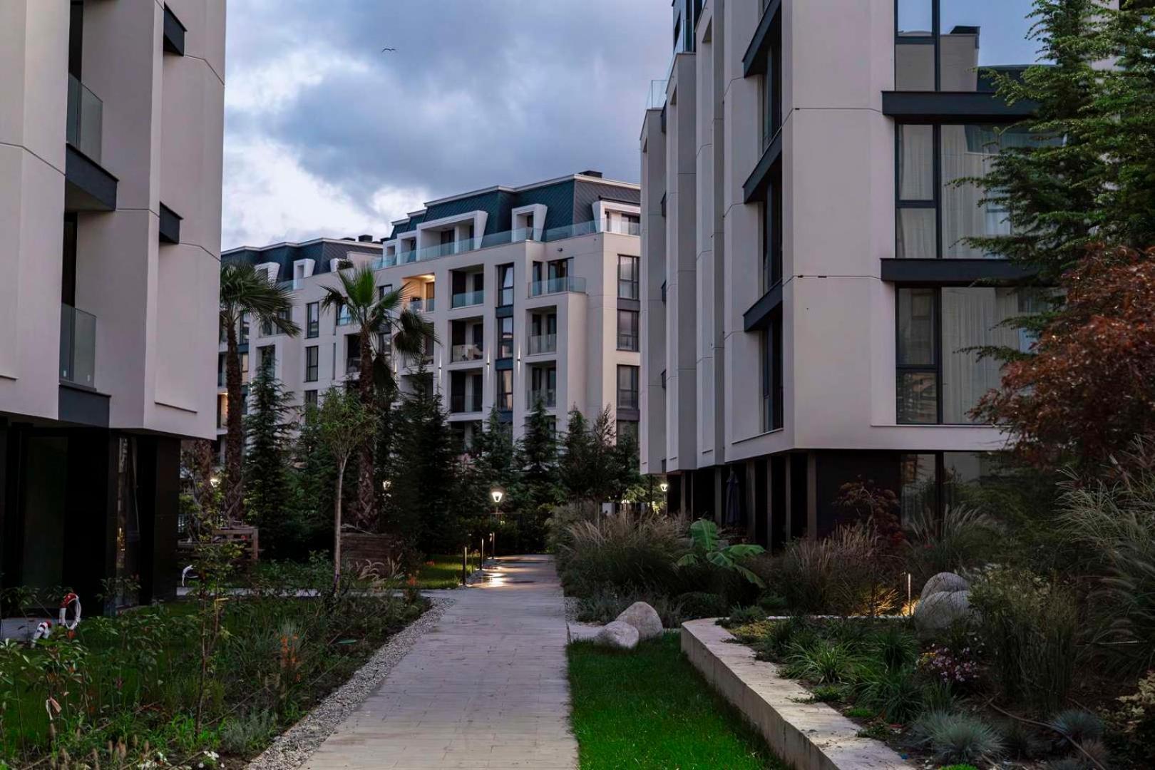 סנט קונסטנטין והלנה Sea Flats With Parking And Pool In Azur Residence מראה חיצוני תמונה